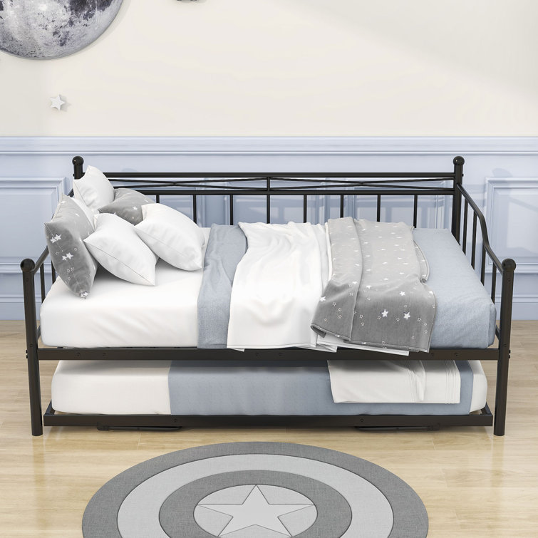 Daybed with outlet adjustable trundle